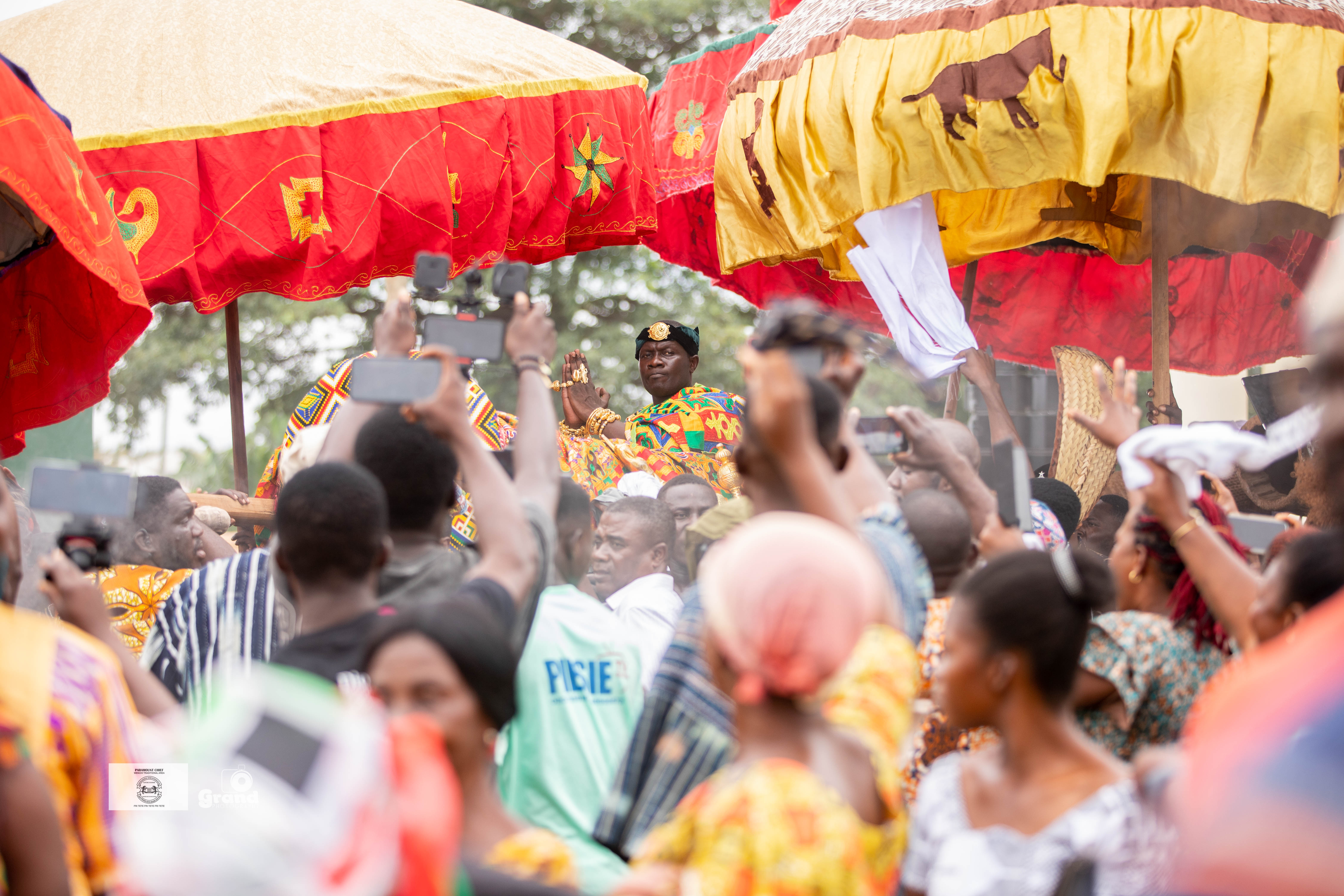 Cultural troupe performs traditional dance